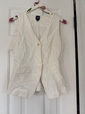 GAP White Sleeveless Button-Front Vest Top long line linen blend